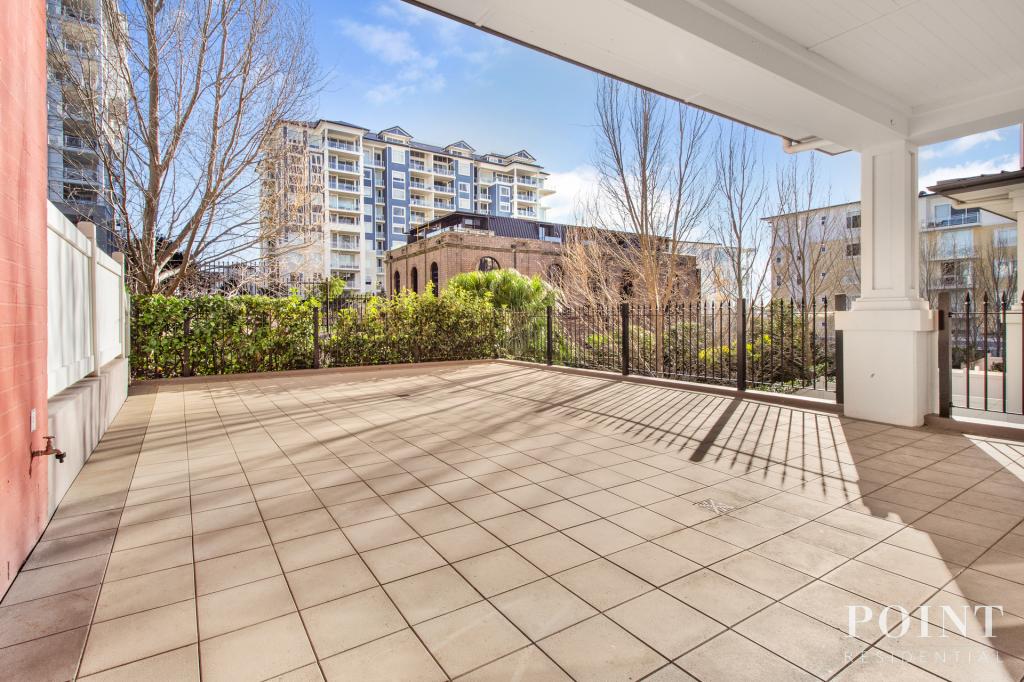 211/2 PALM AVE, BREAKFAST POINT, NSW 2137