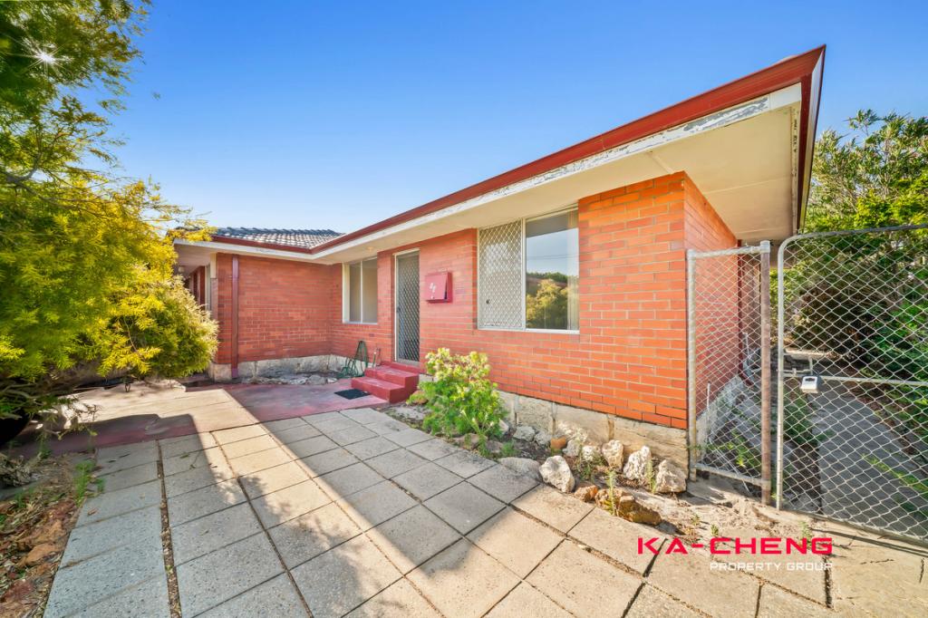 8a Hannans St, Morley, WA 6062
