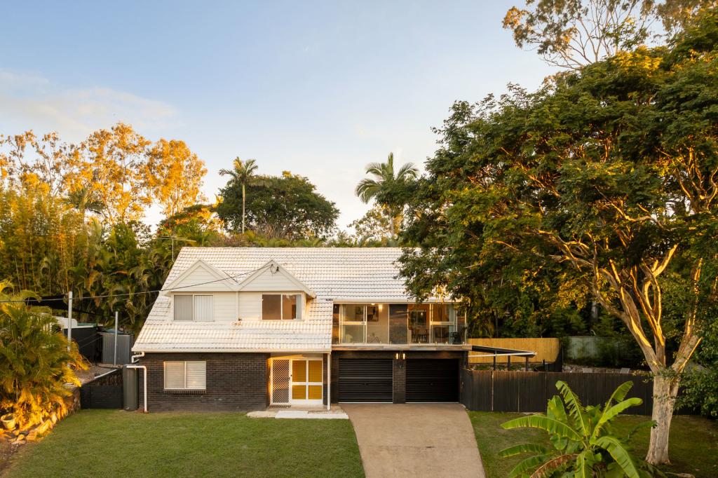 11 Stardust St, Kenmore, QLD 4069
