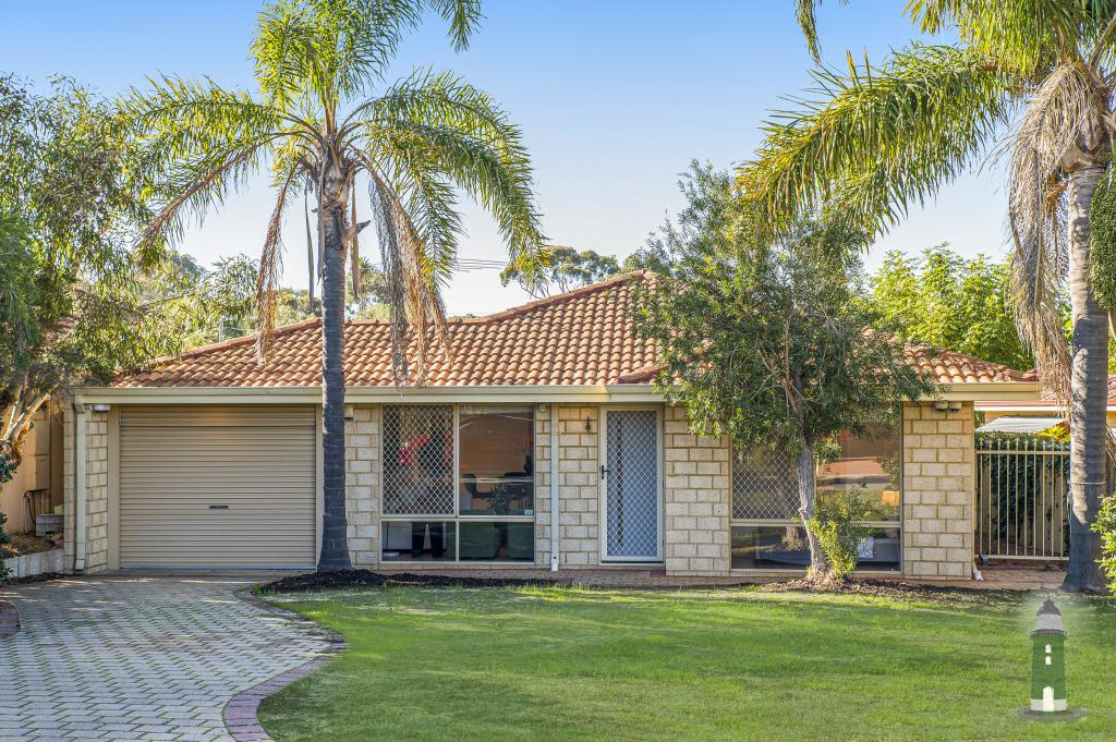 4 SMULLIN ST, HAMILTON HILL, WA 6163