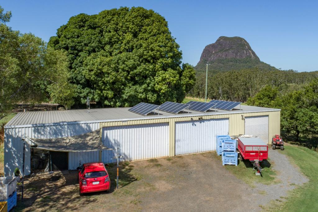 269 Coonowrin Rd, Glass House Mountains, QLD 4518
