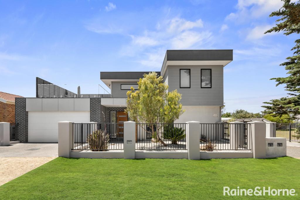 1/9 Weeroona St, Rye, VIC 3941