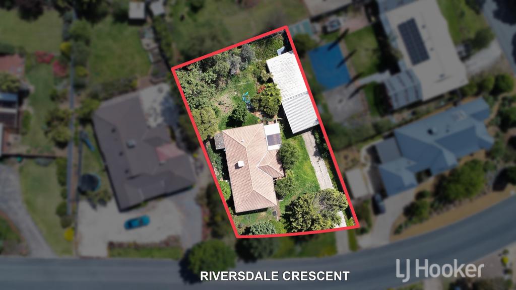 8 Riversdale Cres, Darley, VIC 3340