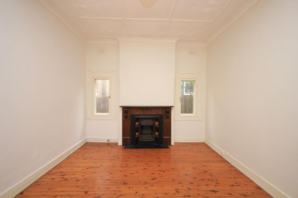 11 Middle St, Marrickville, NSW 2204