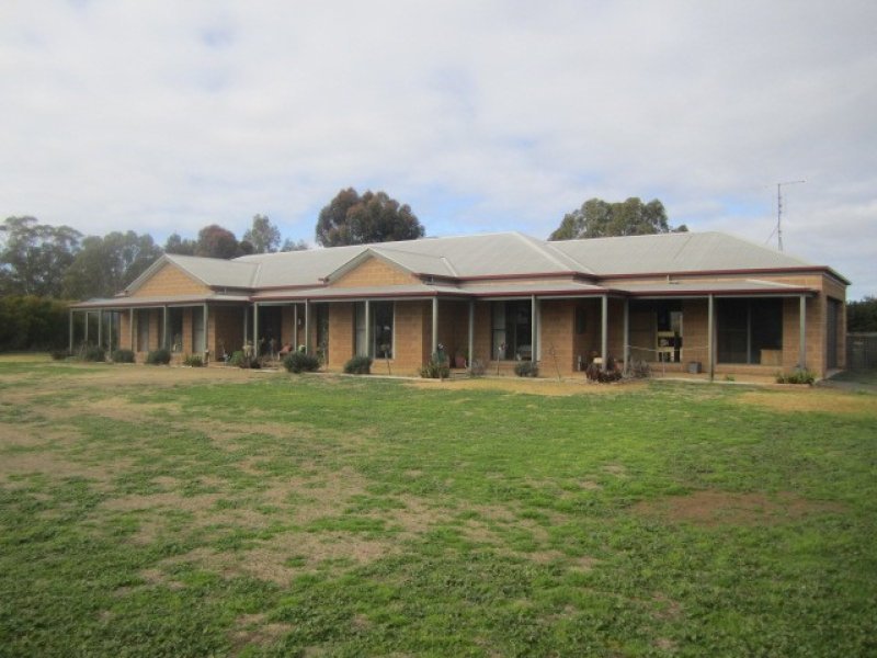 8 Bateman Dr, Echuca, VIC 3564