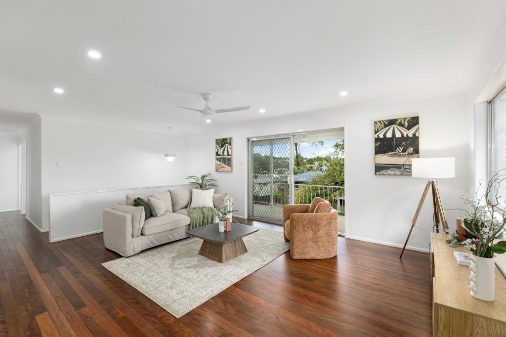 21 Raintree St, Mansfield, QLD 4122