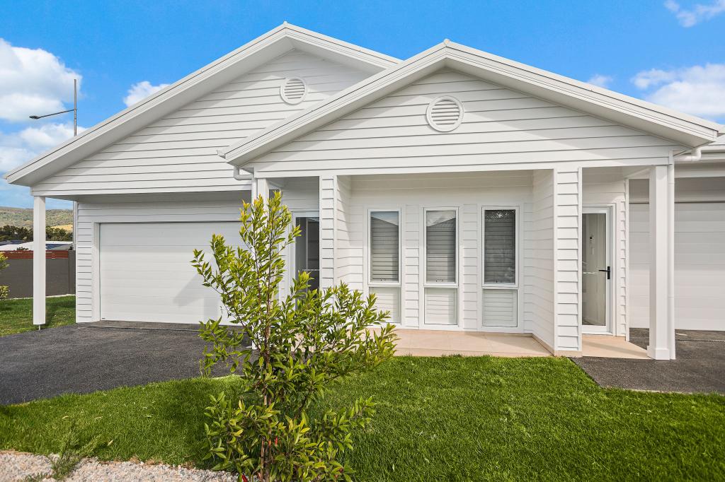 70a Dolly Cct, Calderwood, NSW 2527
