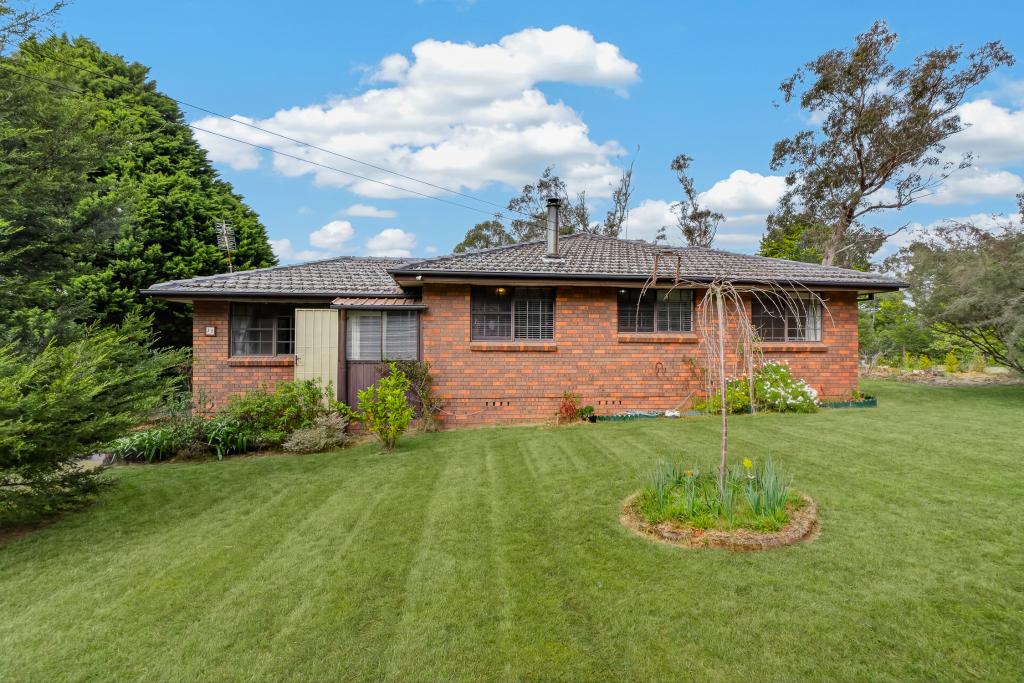 79 Dalrymple Ave, Wentworth Falls, NSW 2782