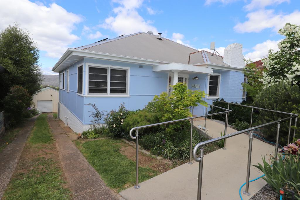23 Sunnyside Ave, Batlow, NSW 2730
