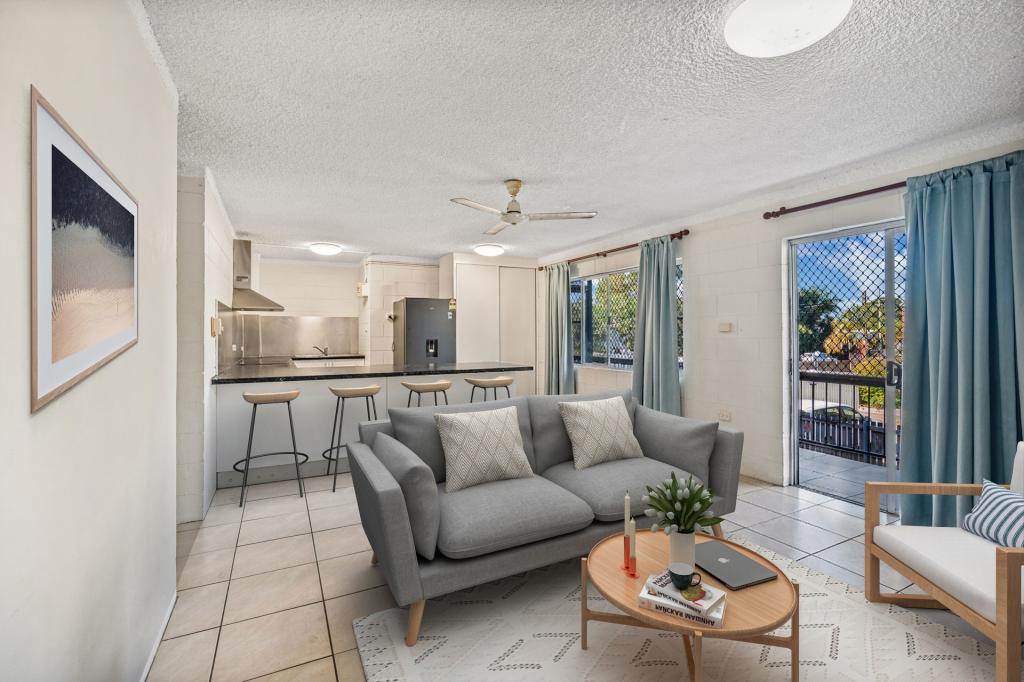 2/12 The Ave, Hermit Park, QLD 4812