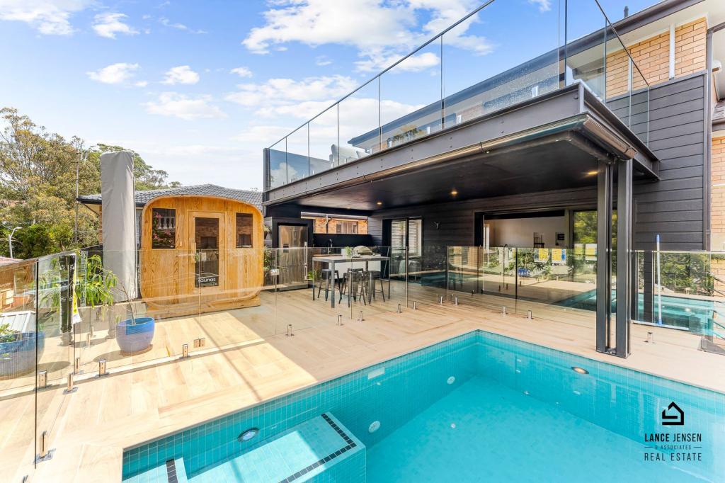 14 CAMBERWARRA DR, BELMONT NORTH, NSW 2280