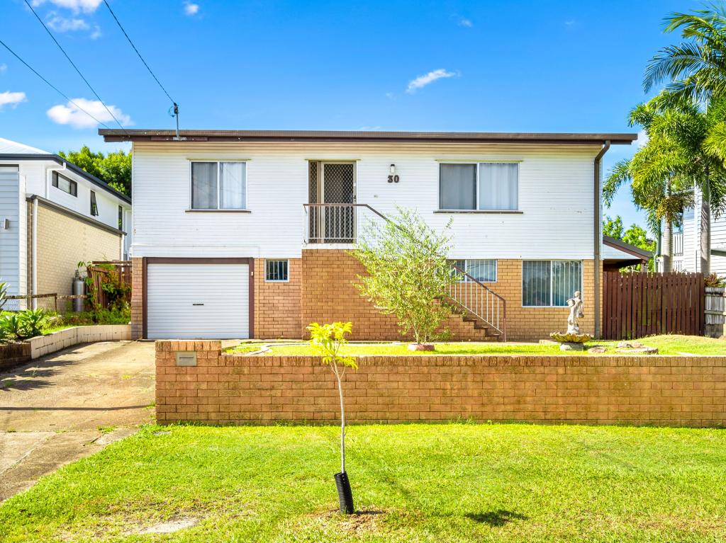 30 Robbies Ave, Carina, QLD 4152