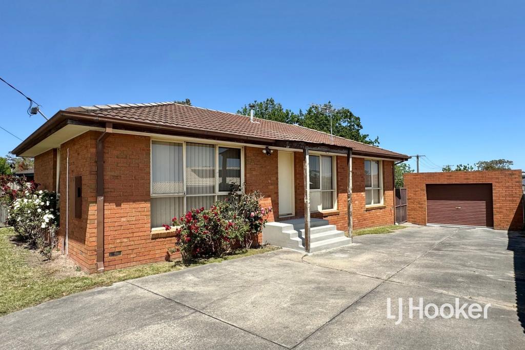 10 Sue Ct, Hampton Park, VIC 3976