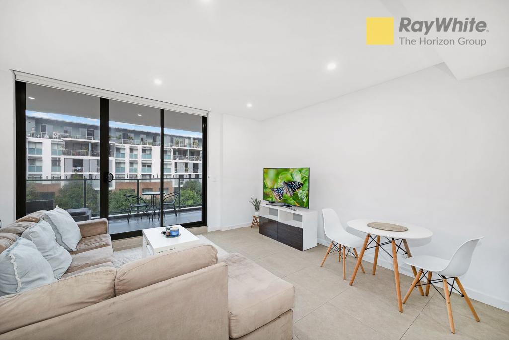 301/2 SAXBY CL, BOTANY, NSW 2019