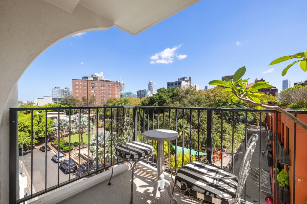 516/2a Elizabeth Bay Rd, Potts Point, NSW 2011