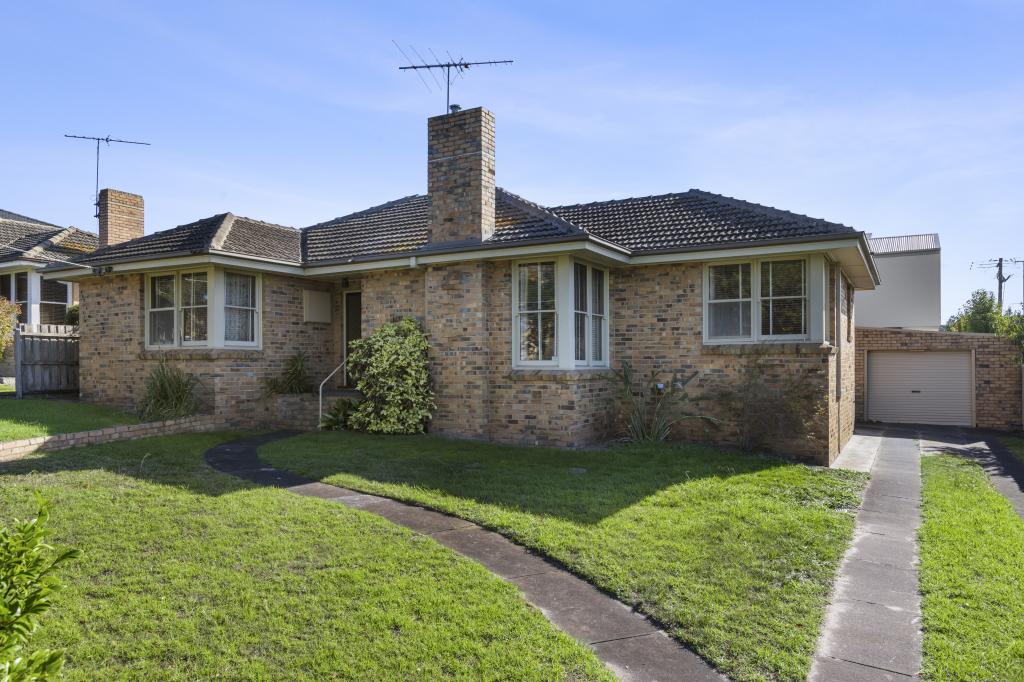 2b Norman Ct, Highton, VIC 3216
