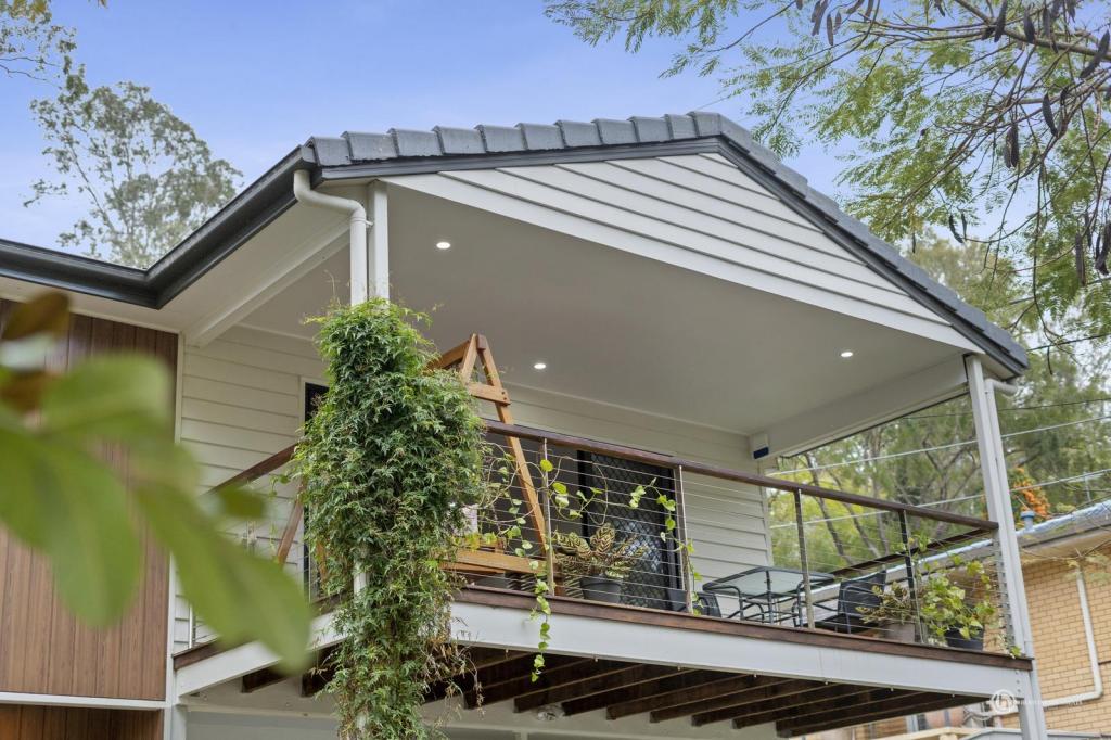 29 Fallbrook St, Kenmore, QLD 4069