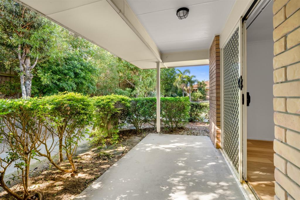 28/3 SNEDDEN ST, BETHANIA, QLD 4205
