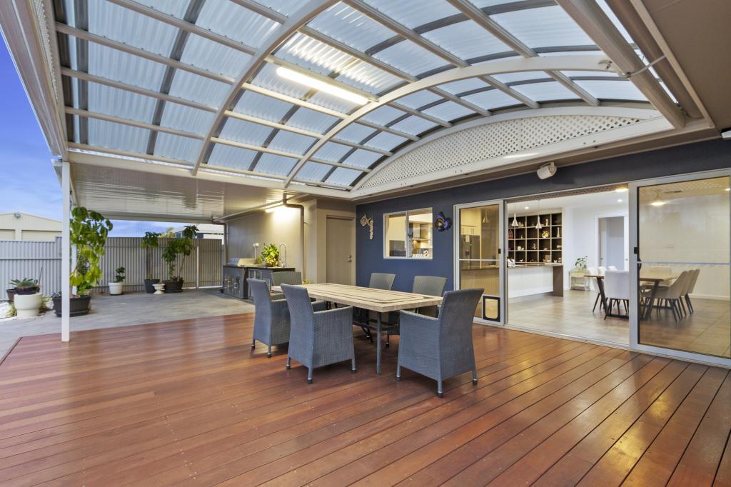 19a Narangga Tce, Moonta Bay, SA 5558