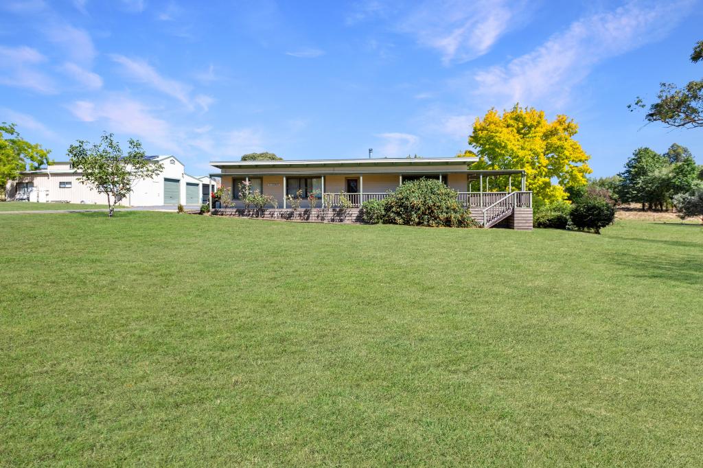 76 Crosbys Lane, Mansfield, VIC 3722