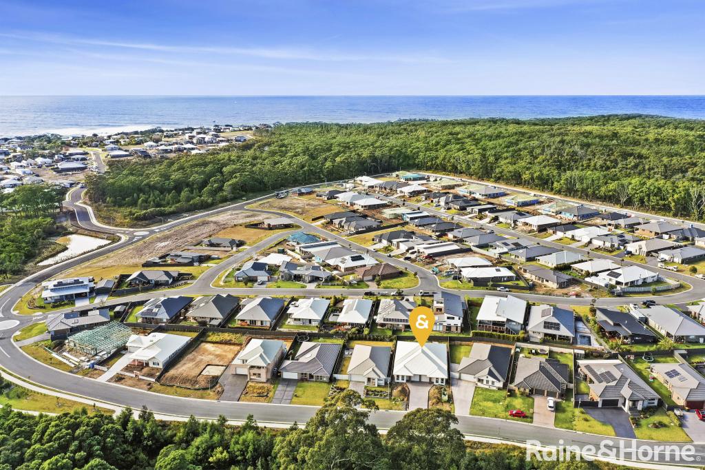 B/24 Macquarie Dr, Burrill Lake, NSW 2539