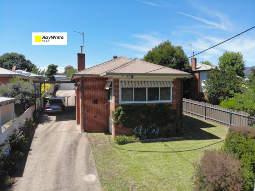 32 Howick St, Tumut, NSW 2720