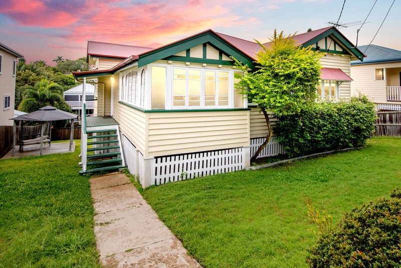 36 Donald St, Camp Hill, QLD 4152