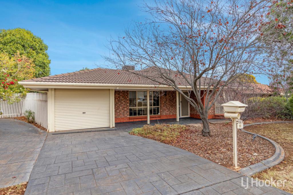 18 Banksia Cres, Craigmore, SA 5114