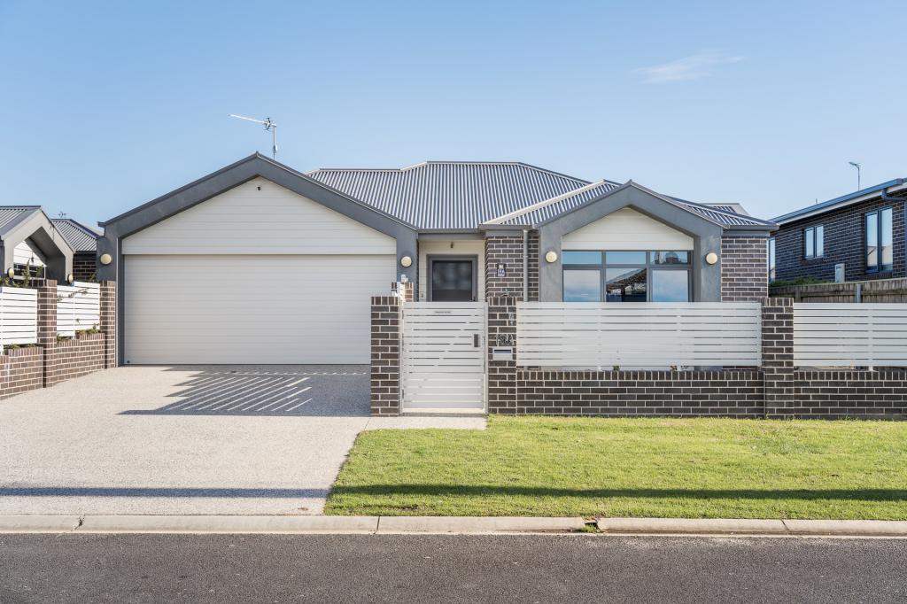 19A QUINLAN CRES, SHEARWATER, TAS 7307