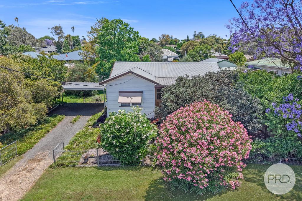 24 Centre St, Quirindi, NSW 2343