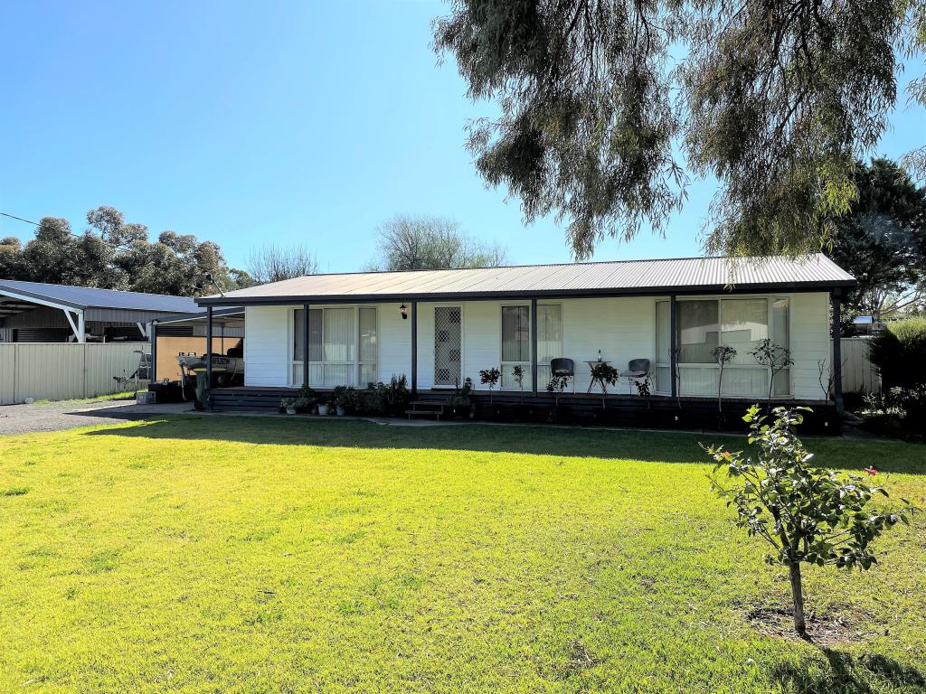 9 Beaumont Lane, Darlington Point, NSW 2706