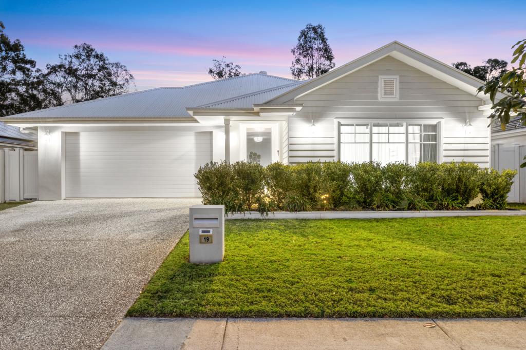 19 Byron Dr, Jimboomba, QLD 4280