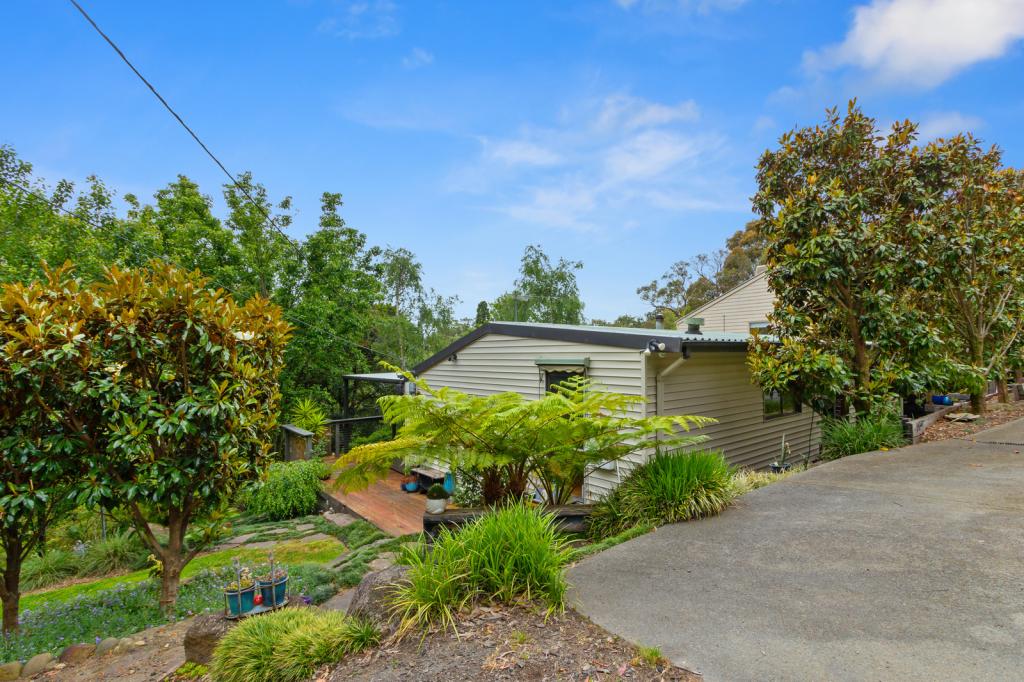 17 Old Forest Rd, The Basin, VIC 3154
