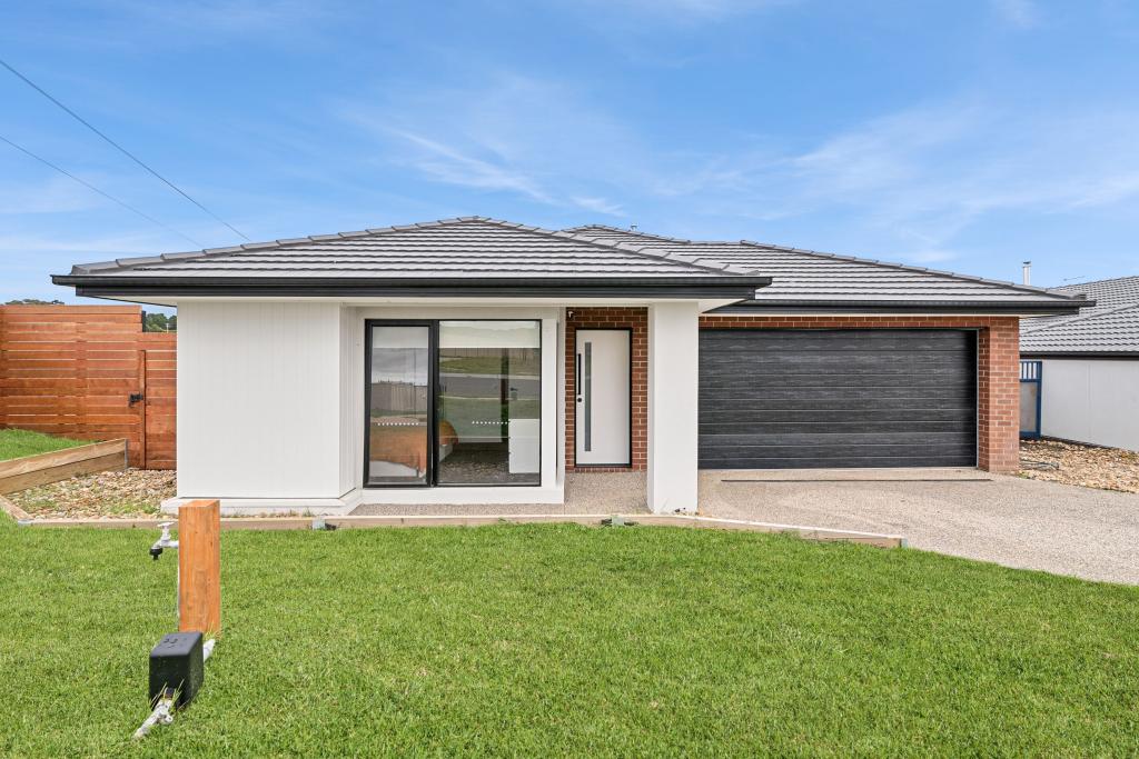 8 Vista Ct, Broadford, VIC 3658