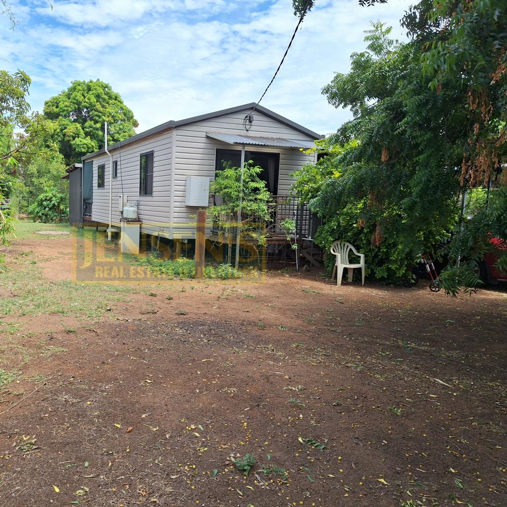 24 Mackay St, Pentland, QLD 4816