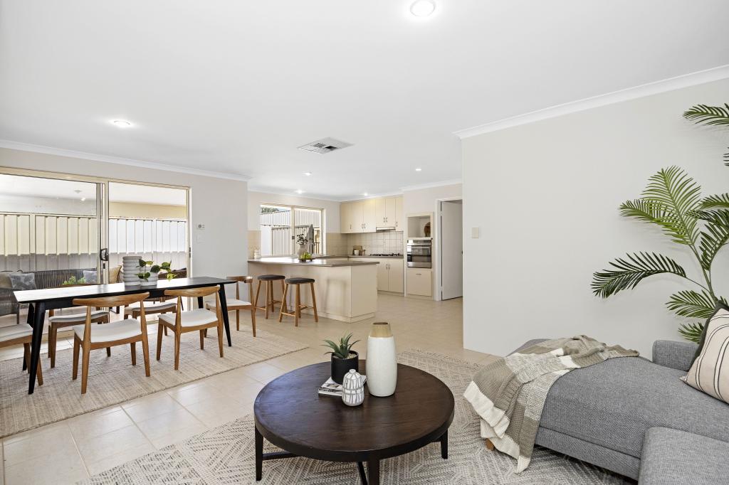 32 Marriot Turn, Currambine, WA 6028