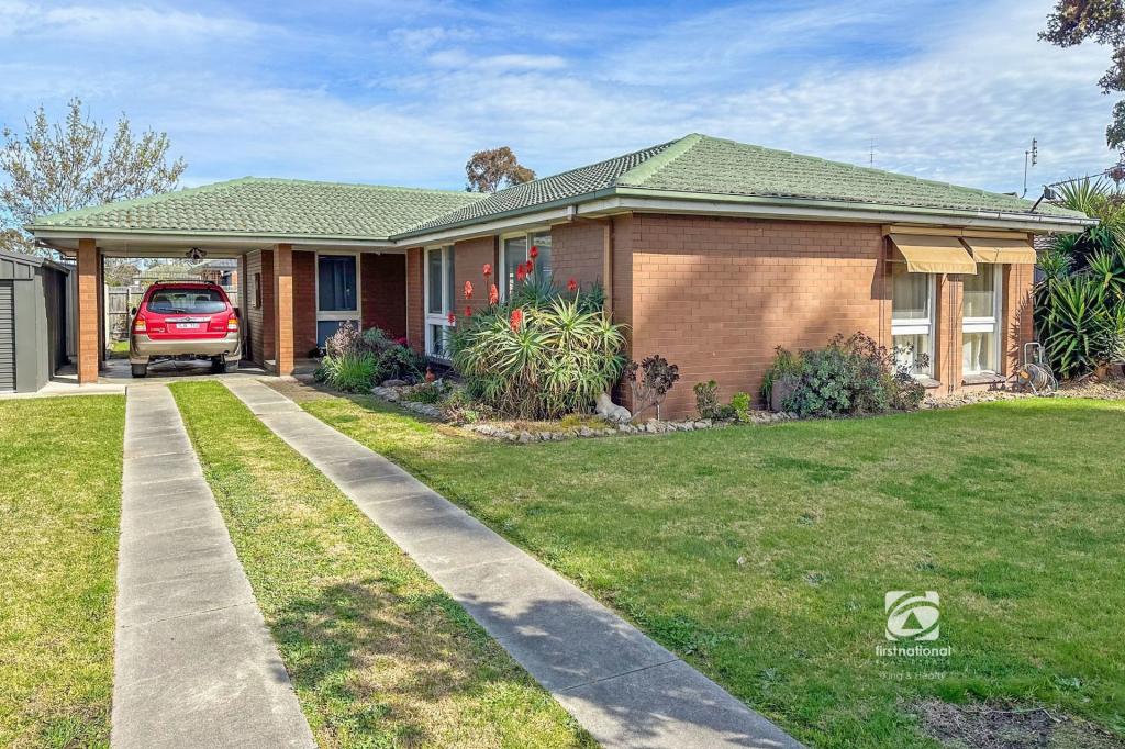 3 WALLACE ST, BAIRNSDALE, VIC 3875