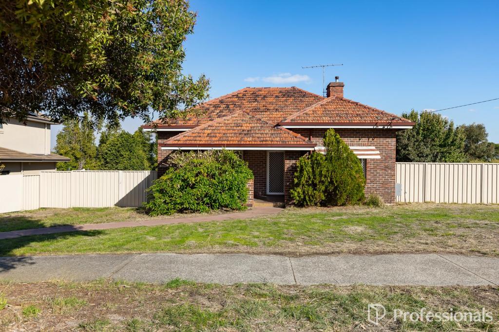 11 Ellesmere St, North Perth, WA 6006