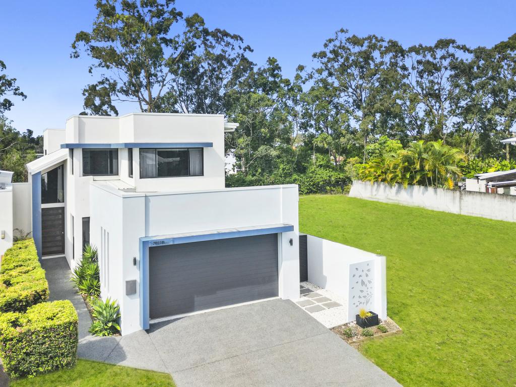 7023 Vista Dr, Benowa, QLD 4217