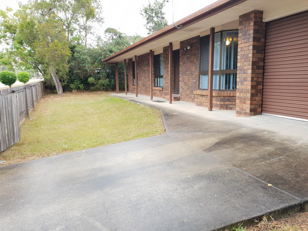 39 Moss Rd, Camira, QLD 4300