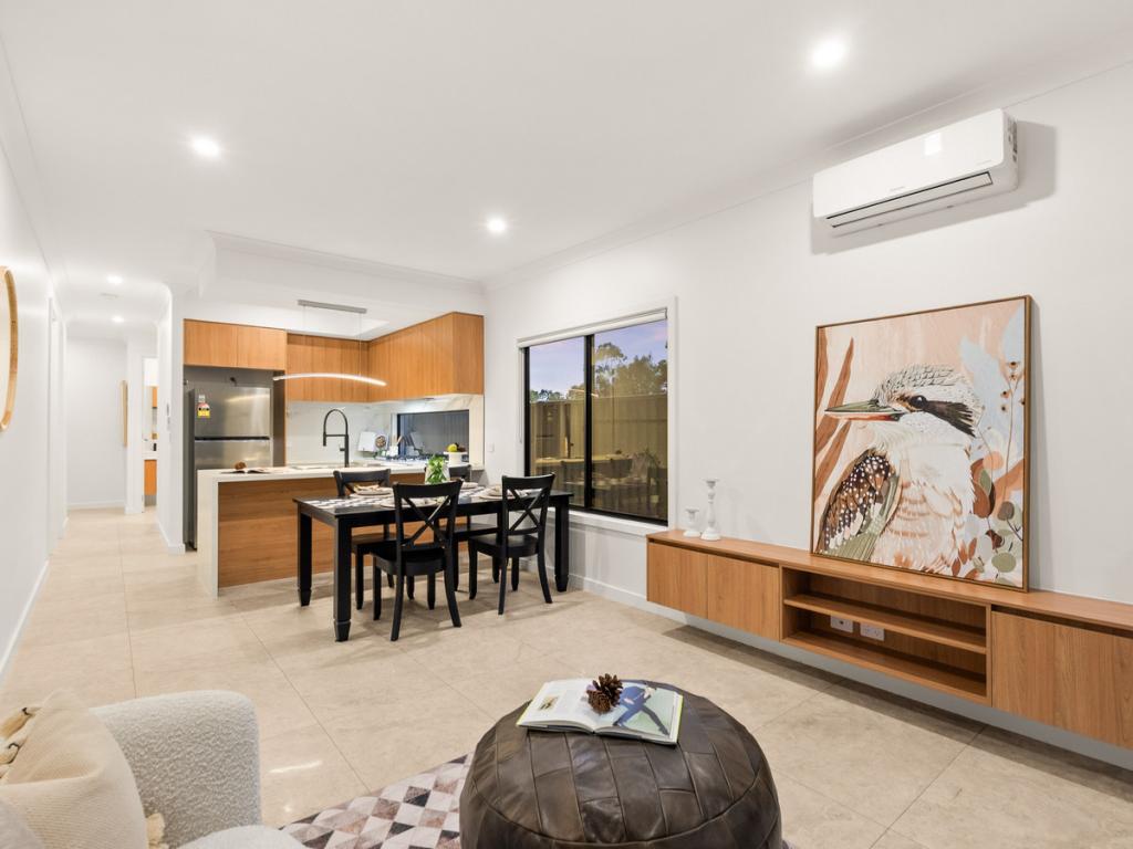 7 Churchill Pl, Pallara, QLD 4110