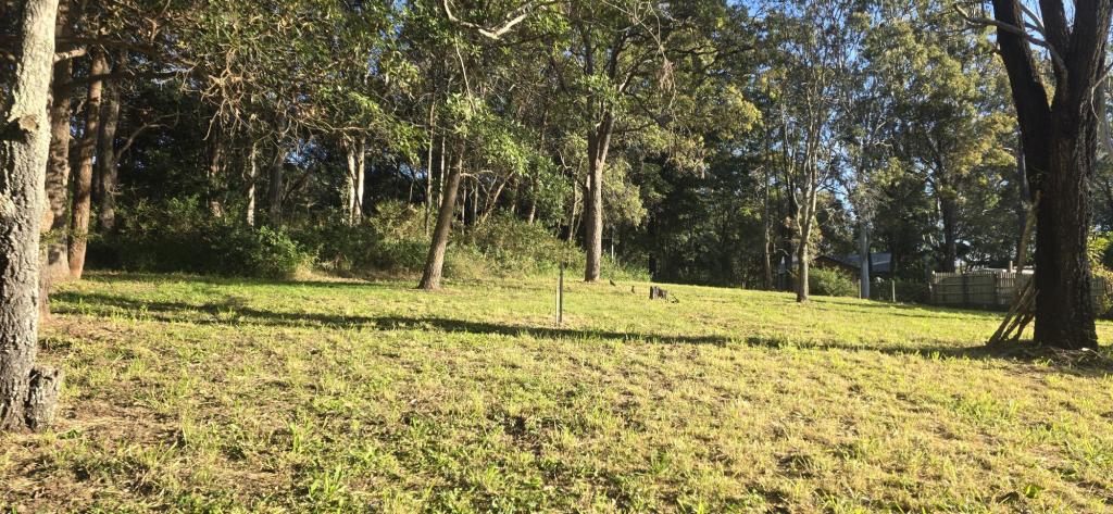 13 CASTLE DR, RUSSELL ISLAND, QLD 4184