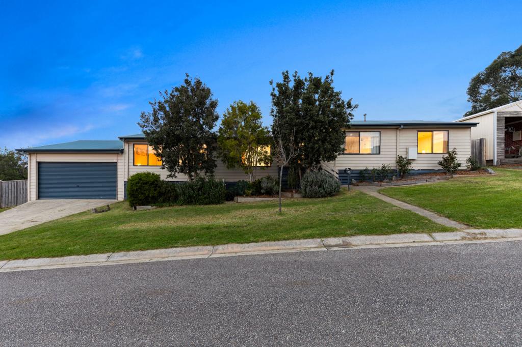 7 Kathryn Cl, Pakenham, VIC 3810