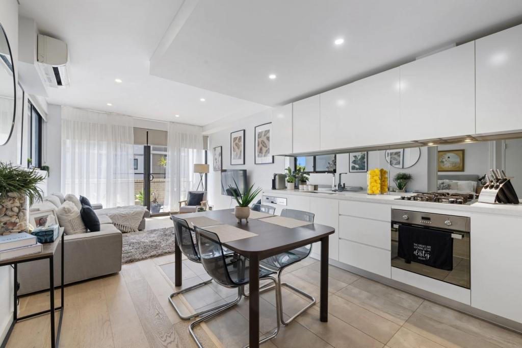 202/315 Taren Point Rd, Caringbah, NSW 2229