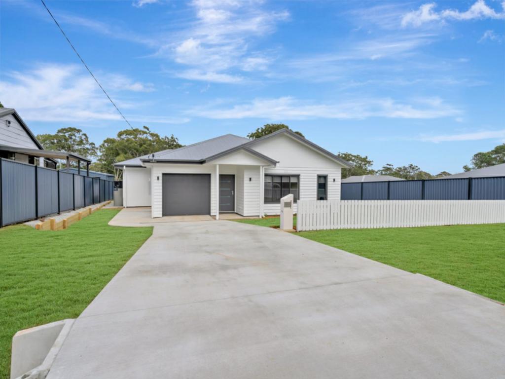 100 Kings Rd, Russell Island, QLD 4184