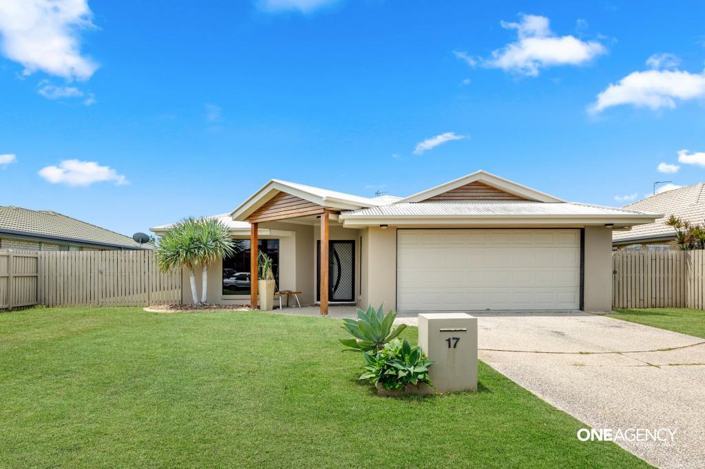 17 Kestrel Ct, Eli Waters, QLD 4655