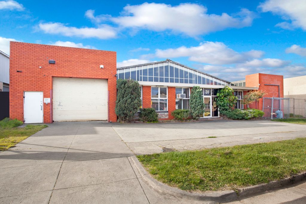 31 LEVANSWELL RD, MOORABBIN, VIC 3189