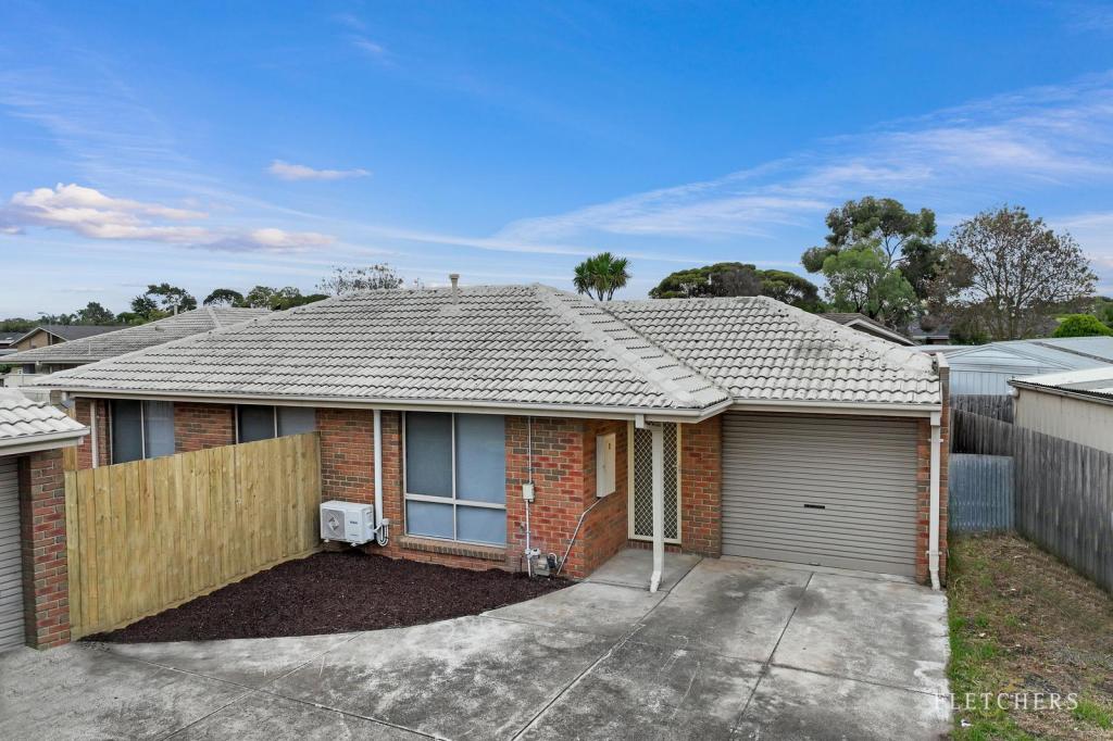 2/15 Gloucester Way, Melton West, VIC 3337