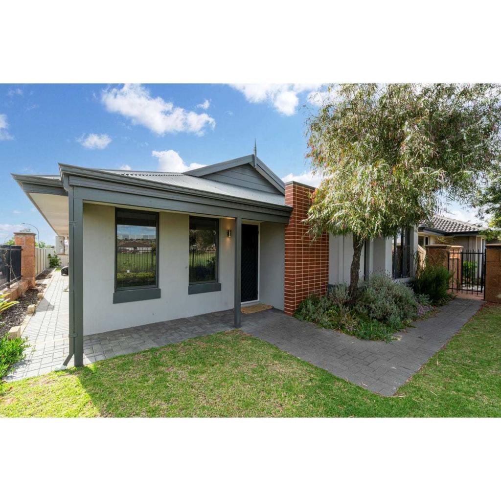 2 Ortega Lane, Caversham, WA 6055