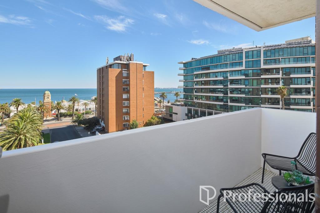 54/3 ALFRED SQ, ST KILDA, VIC 3182